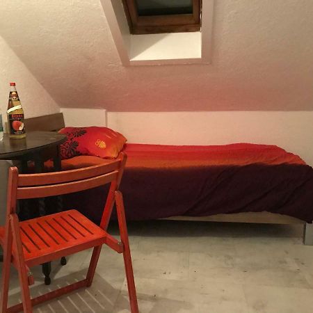 Cozy Room In Ludwigsbourg Extérieur photo